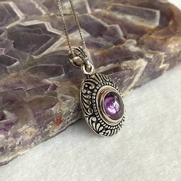 Sterling Silver 925 Scrollwork Oval Purple Cubic Zirconia Pendant Necklace 18" - Picture 4 of 16